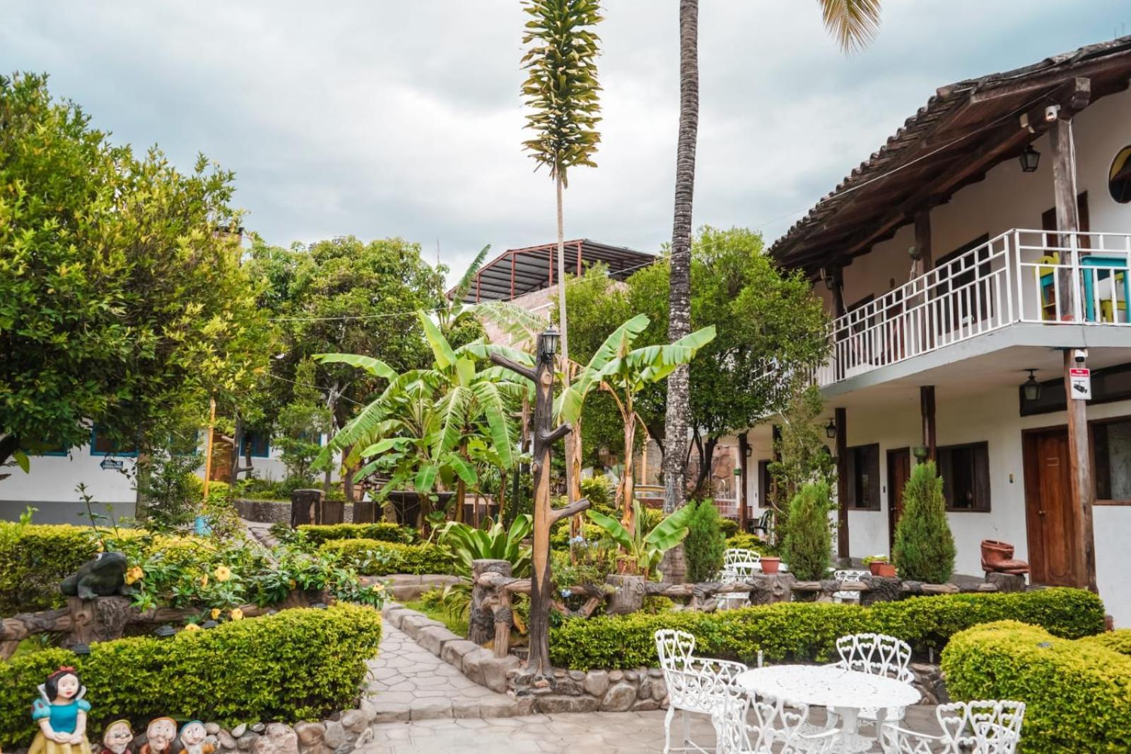 Hostal Jardin Escondido 빌카밤바 외부 사진