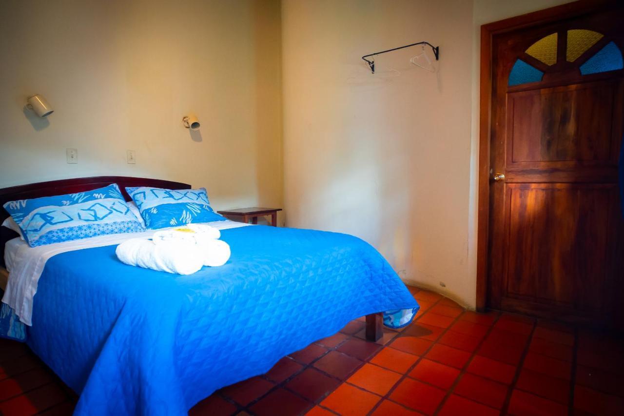 Hostal Jardin Escondido 빌카밤바 외부 사진